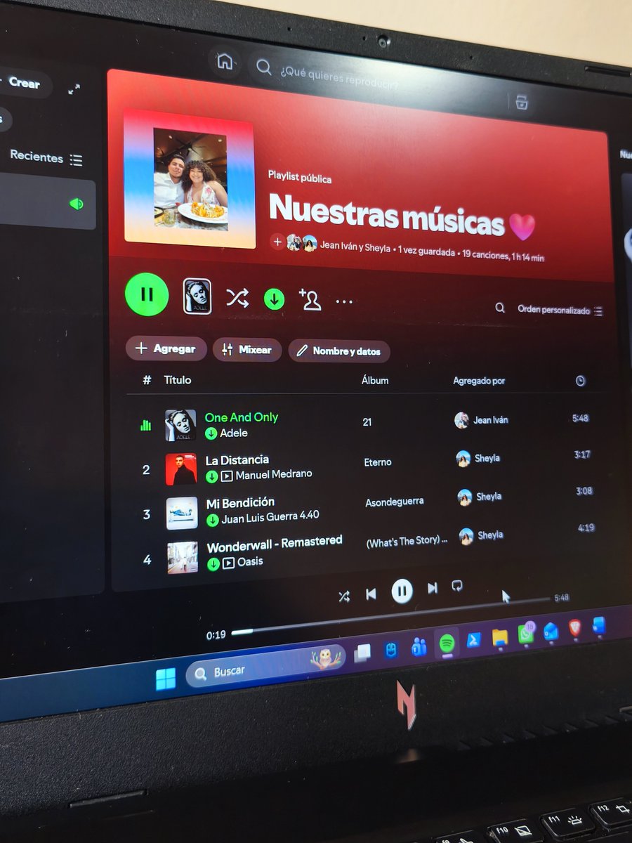 jiia_97's tweet photo. Todas las mañana con la playlist que tenemos con mi ángel de la guarda, mi Ciela @sheylacedeno18 ✨ https://t.co/BsnL8beu67