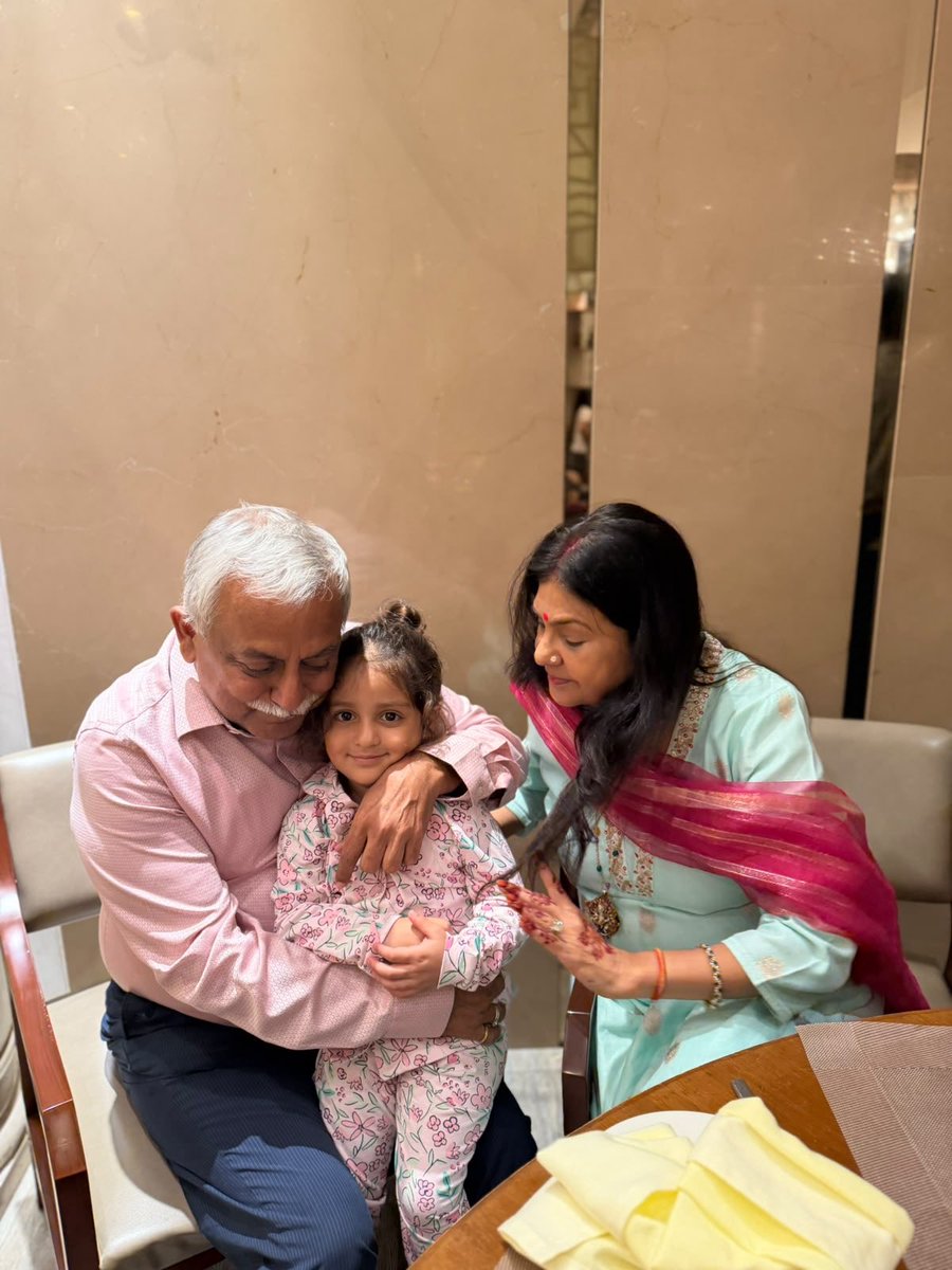 AwasthiAwanishK's tweet photo. 39 Th year of our togetherness ! Malini and I celebrate with our dear Ahilya now a big girl who congratulated us on 2 nd August 🥰 https://t.co/EF2xwF93e6