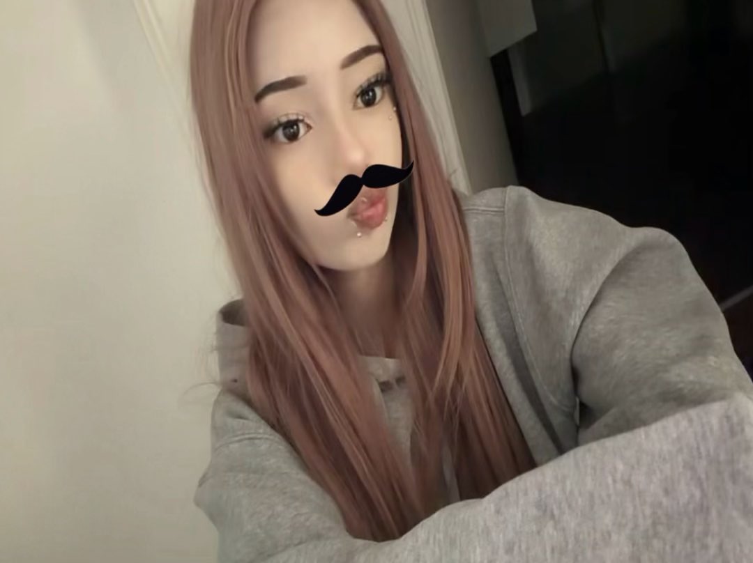 anx_0001's tweet photo. mustache https://t.co/bMi1wHec52