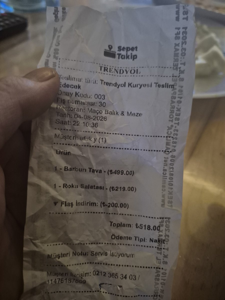 IzmitUfuk's tweet photo. @UberEats tamamen hayal kırıklığı ve dolandırıcısınız kurumsallık hiç yok
Ne restorantlarınızda ne kuryelerde https://t.co/IsmcbUQm4f