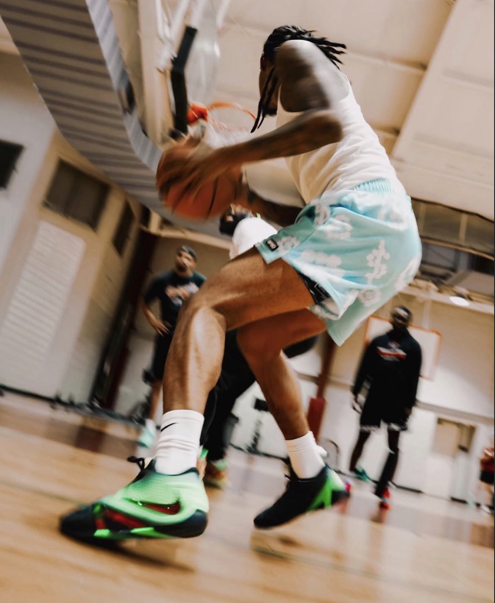 kadonsr's tweet photo. Ja been living in the gym 👀🔥 https://t.co/TIVZJj0tRg