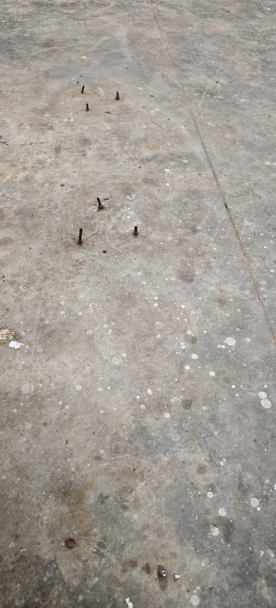 pateldeepakj's tweet photo. In CHHAYAPURI (CYI) Exposed metal rods can cause serious injury.  Please remove this is at platform no 2 and 11 number column https://t.co/3CTlNGDymQ