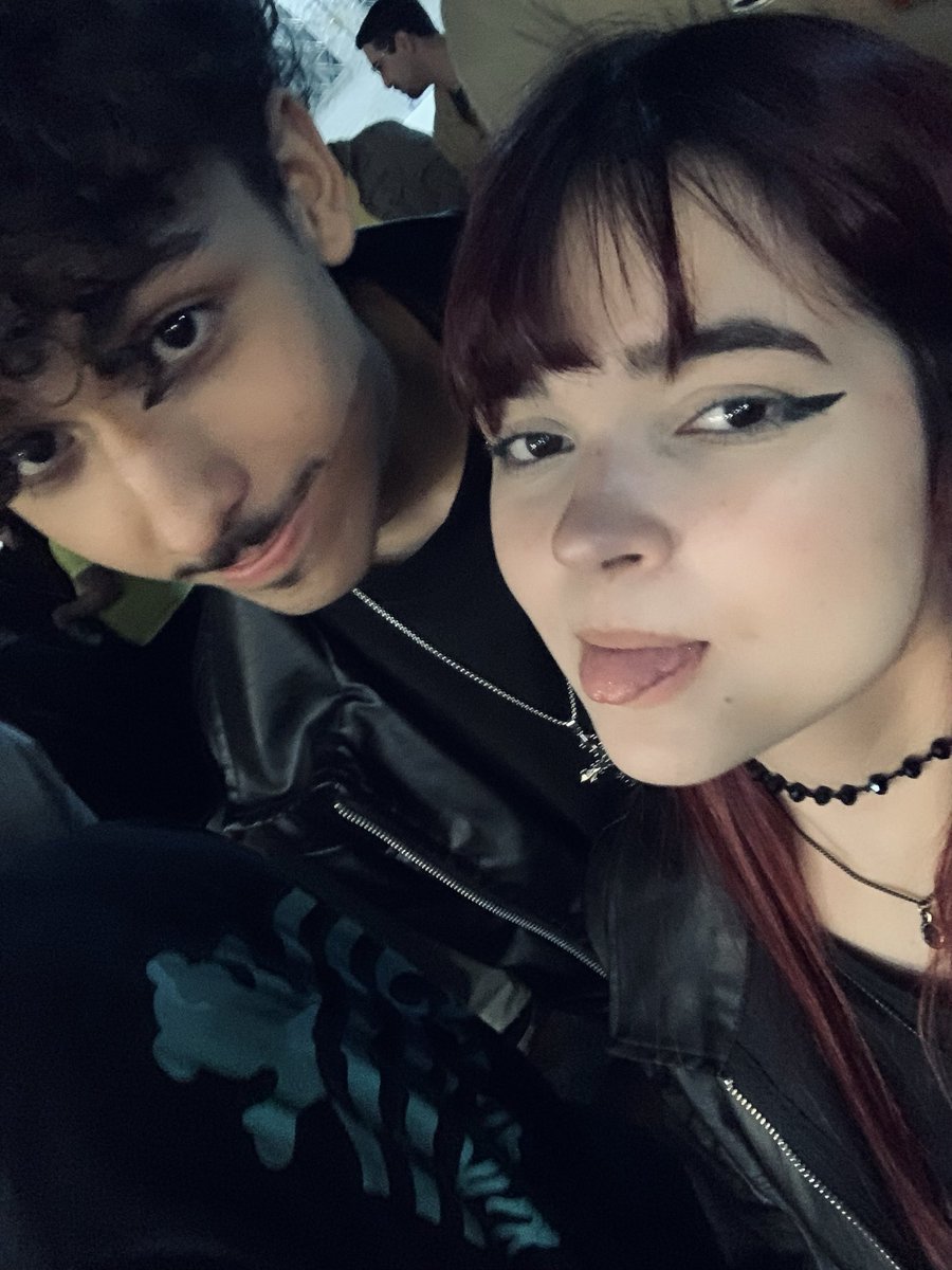redie666's tweet photo. 😛 https://t.co/8KHWeMULnn