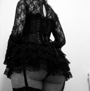 g0rehore_'s tweet photo. 🦇🦇 https://t.co/UIZHITWtvI