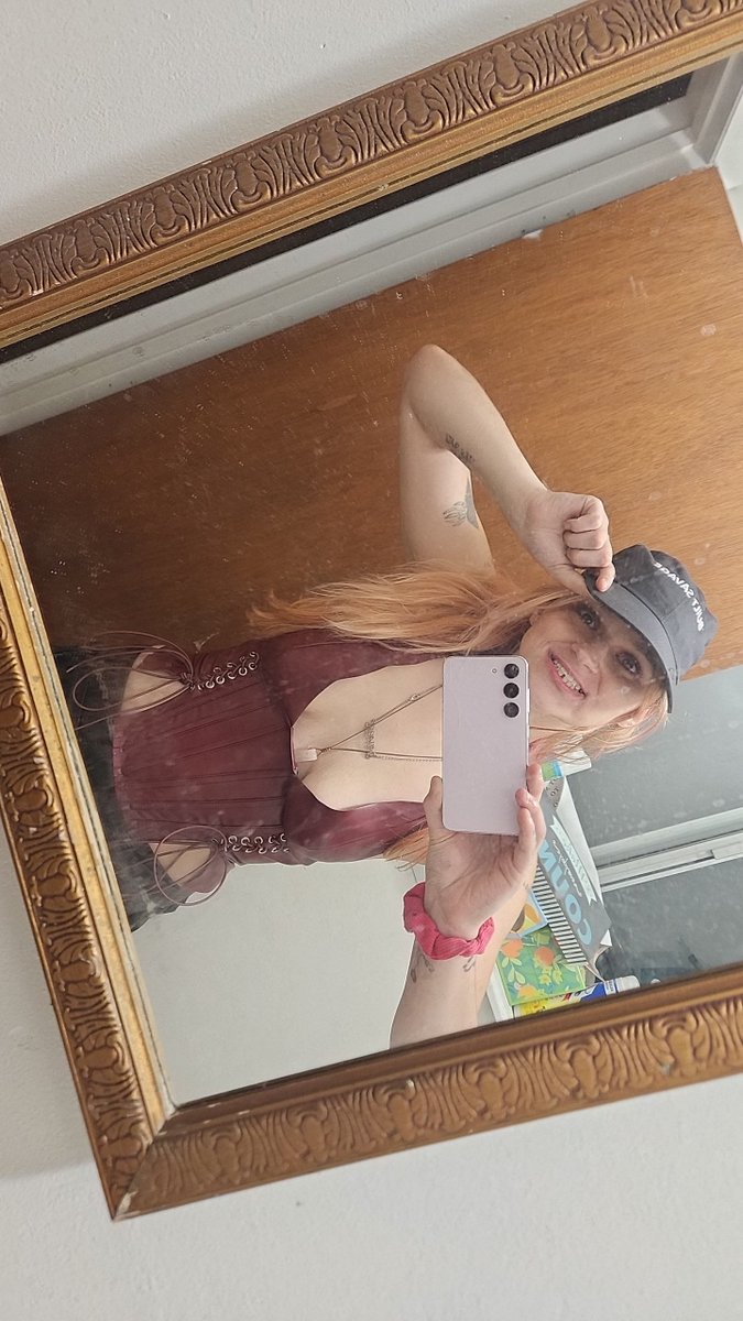 djcountrygurl88's tweet photo. Modeling a peice from savannah dexters closet #currentpictures #dexlvlappear #model #hatergonnahate #savage https://t.co/pWWf4qtHKz