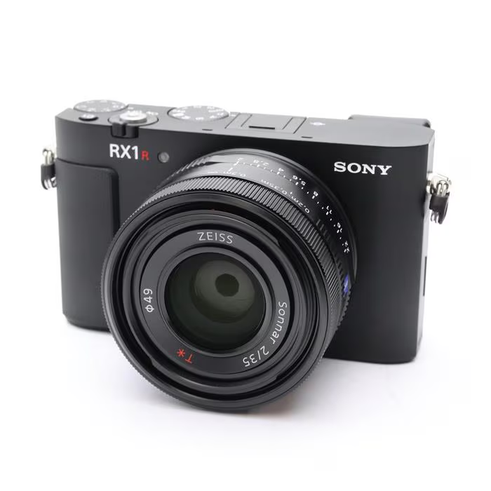 mapcamera's tweet photo. 【買取情報📷】

『#SONY Cyber-shot RX1R III DSC-RX1RM3』を売るならマップカメラ✨

買取金額はこちらをチェック👇
https://t.co/OtHLznQtyX

✅送料無料💡到着日にお見積り💡運送保証も充実💡
簡単3ステップでお申し込みができる発送買取はこちら
https://t.co/aecGLMdASt

#マップカメラ買取情報 https://t.co/bSCYydodak