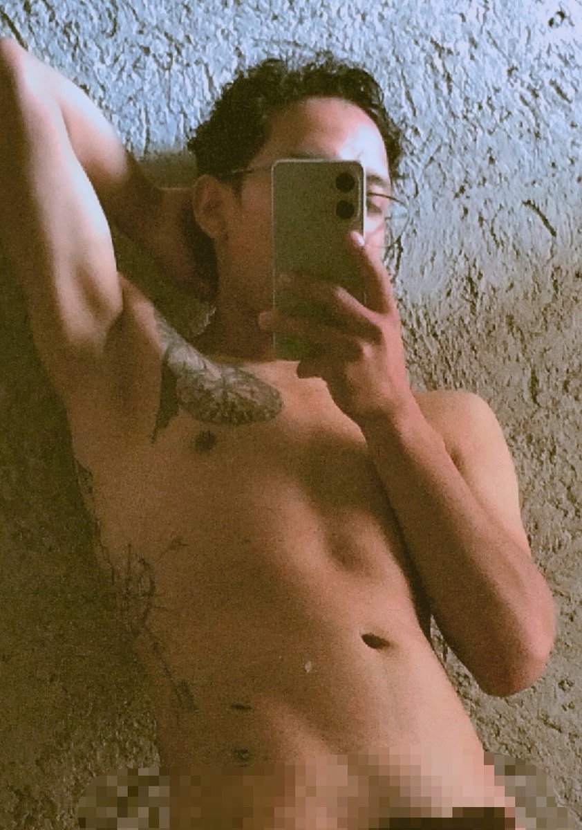 CsarFer53703950's tweet photo. Apoco no están chidos mis tatuajes 💫 https://t.co/264Nt1Ew4k