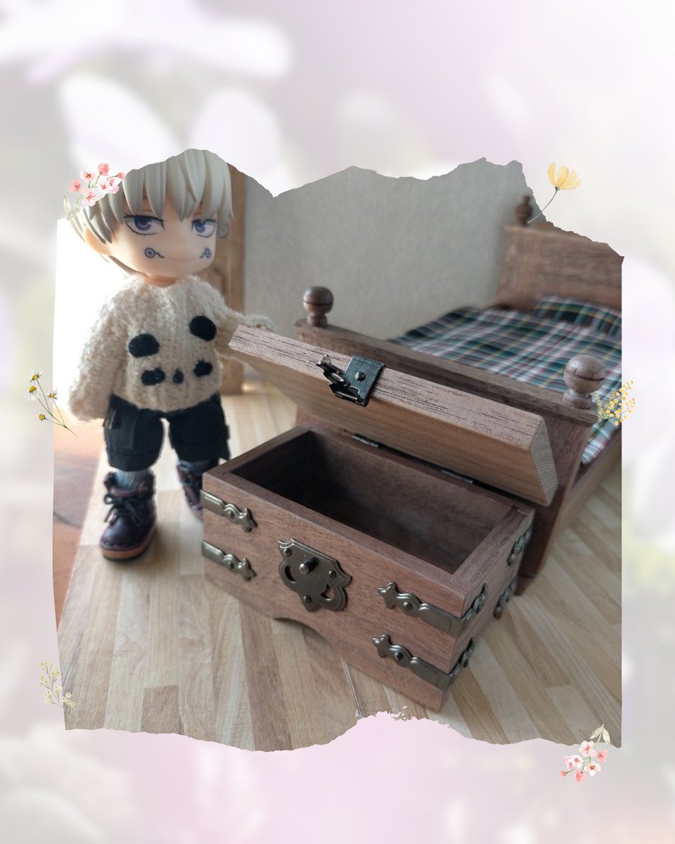 chikuko0309's tweet photo. オビツ11サイズにぴったりの本物の家具。素材はウォールナットと栗の2種類です。
Creemaに出品させて頂きました。
https://t.co/FBXVYERWkH
#ねんどろいど
#Creema https://t.co/oWxTuEkTTl