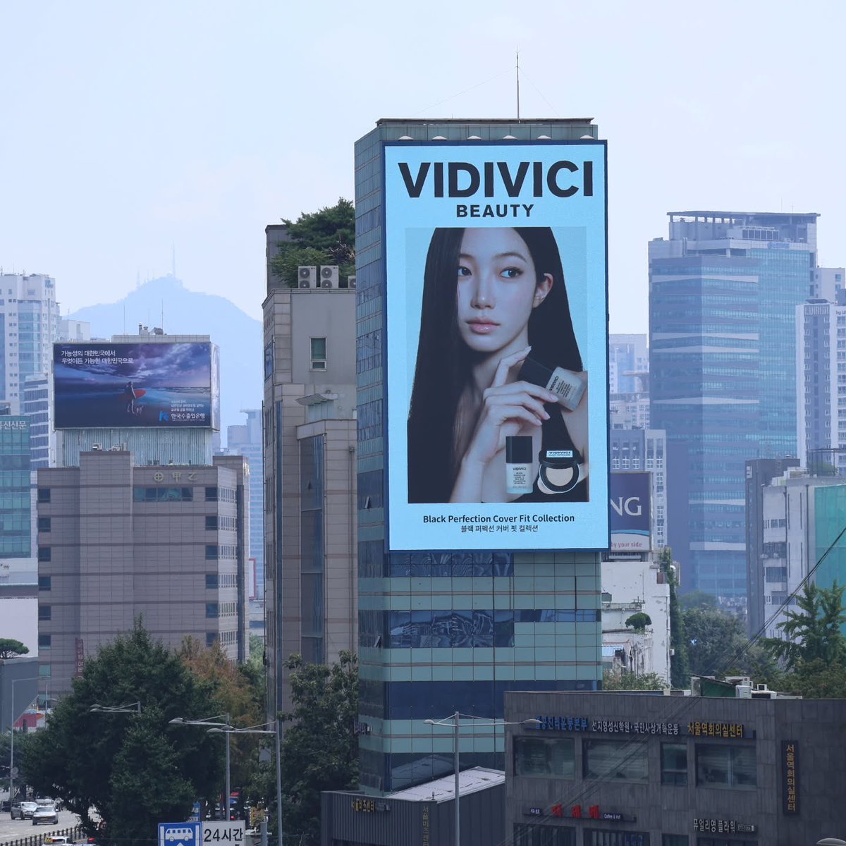 kazuhapictures's tweet photo. KAZUHA FOR VIDIVICI https://t.co/fcmDTEAi9X