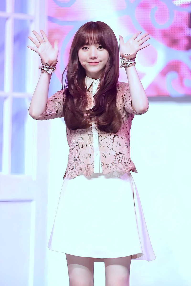 kang210's tweet photo. 160430 MBC 쇼! 음악중심 러블리즈 케이 Kei~🩷 https://t.co/HtUjOoZtng