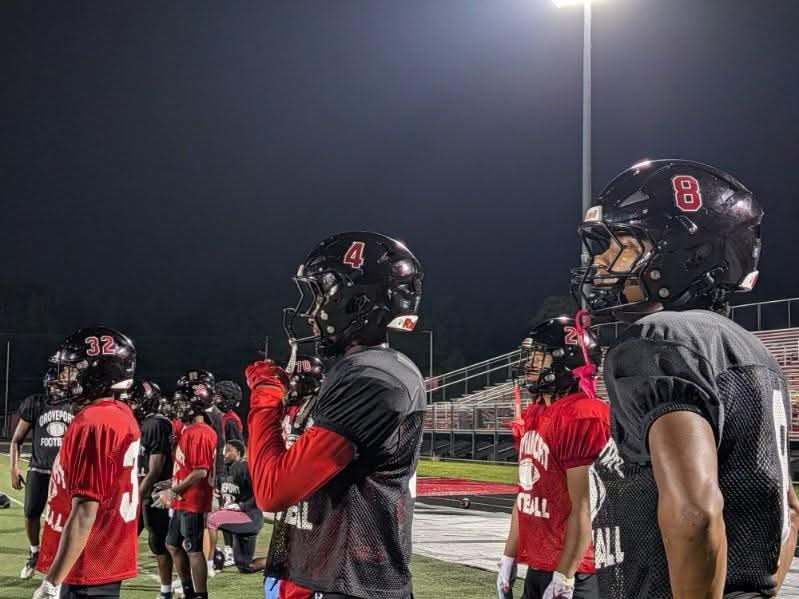 scrutchen_3rd's tweet photo. Kicked off the 2026 season with a bang at Midnight!!
@GMschools @GMHSFootball #8 https://t.co/OdwR2mkhCT