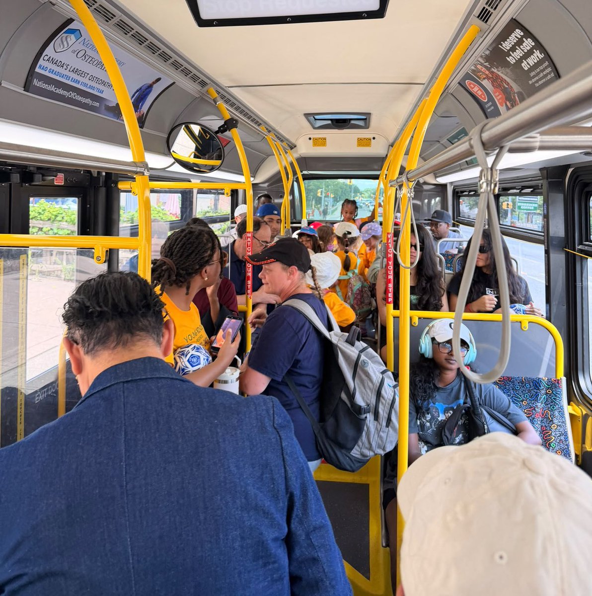 RudyCuzzetto's tweet photo. Had some fun surprising @MiWayHelps passengers outside my office in #PortCredit with some free soccer balls!
Small gestures can go a long way in bringing a smile to someoneโs day, especially for young soccer fans out enjoying the summer. Thanks to everyone who stopped to say hello; wishing everyone safe travels on MiWay! #MississaugaLakeshore โฝ๏ธ