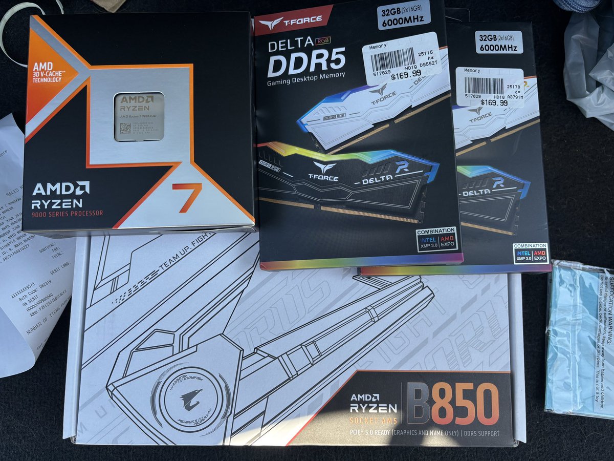 doomcheeks666's tweet photo. This was a good upgrade. Got my lady a 32gb set too. https://t.co/JhMj10AIN3