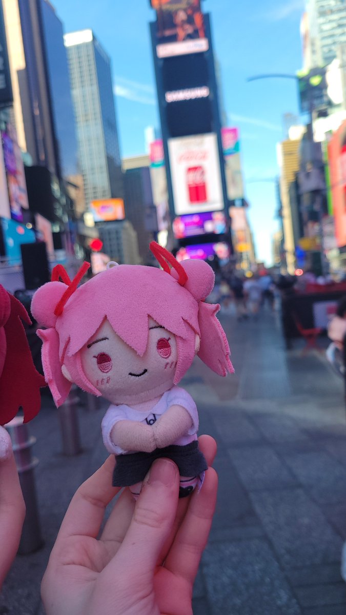 blossku tweet picture
