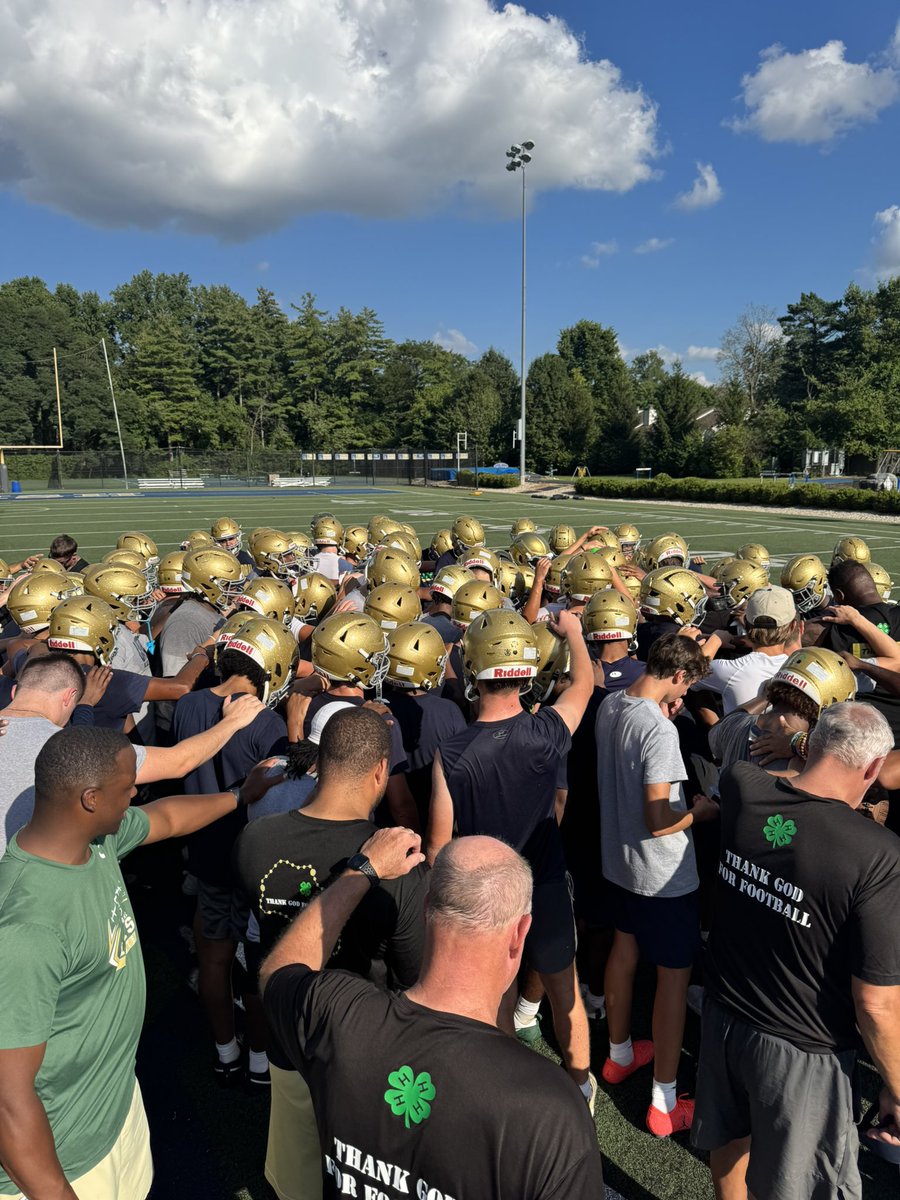 CathedralFBall's tweet photo. TOGETHER WE WILL! ☘️🏈 https://t.co/6TwA8VpWsz