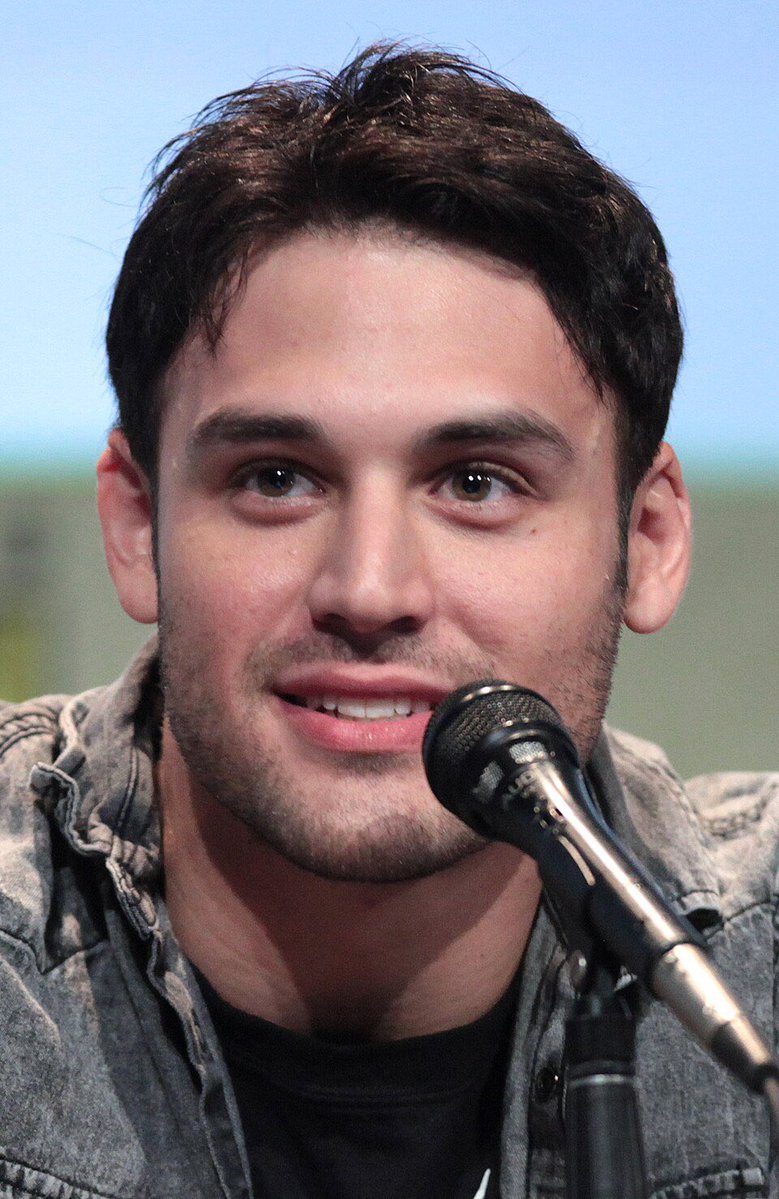 deansilyas's tweet photo. 🚨 Ryan Guzman is set to play Dallas Kent in Heated Rivalry Season 2. https://t.co/Lz7wBrnxVp