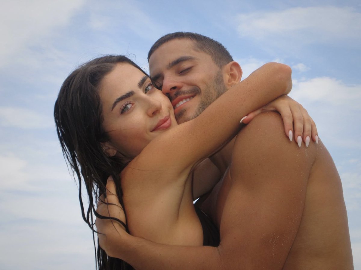 tata_picon's tweet photo. “que a vida te abrace com a mesma alegria, leveza e amor que são os nossos dias juntos. feliz aniversário, meu amor ♥️🐒”

Preciosos demais 🐒🫂 https://t.co/EZjaYGzWsc