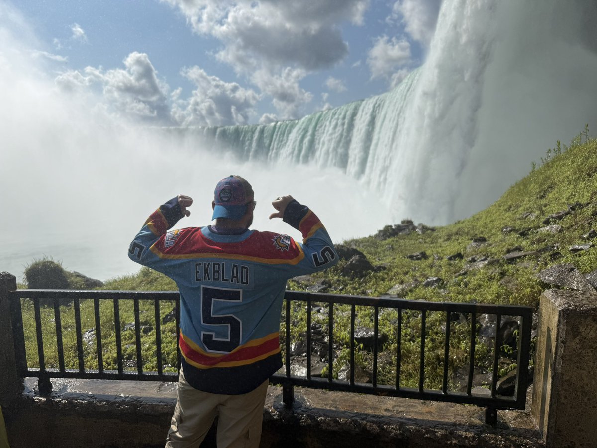 FLACatsCulture's tweet photo. Cannot go anywhere without repping my @FlaPanthers!
Today — I took my family to the journey behind the Falls in Niagara Falls, Ontario, Canada 🍁
Ekblad (RR 2.0): Niagara Falls 🇨🇦
Lundell (Home): Sydney 🇦🇺
Barkov (Home): Grindelwald🇨🇭
#TimeToHunt around the world 🌎 https://t.co/TSbvPXRBrQ