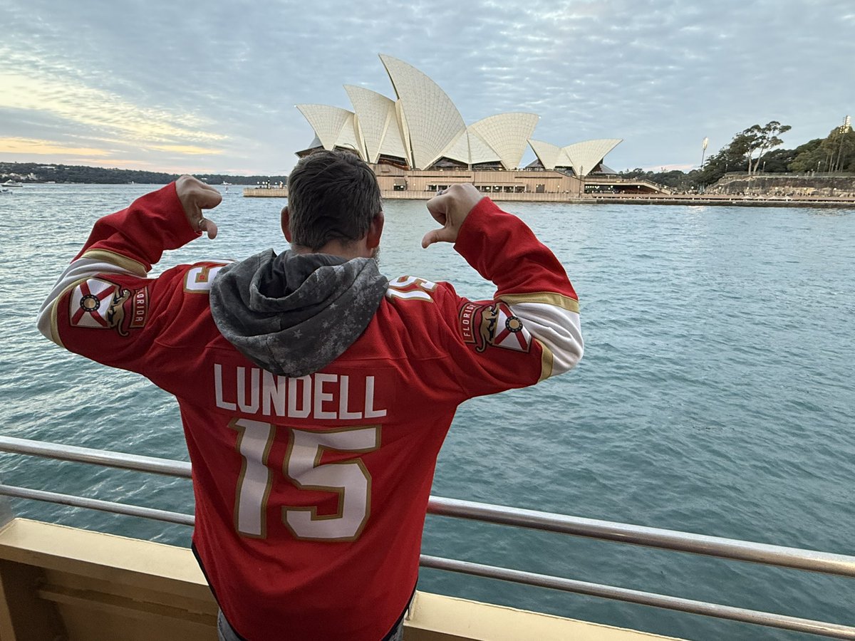 FLACatsCulture's tweet photo. Cannot go anywhere without repping my @FlaPanthers!
Today — I took my family to the journey behind the Falls in Niagara Falls, Ontario, Canada 🍁
Ekblad (RR 2.0): Niagara Falls 🇨🇦
Lundell (Home): Sydney 🇦🇺
Barkov (Home): Grindelwald🇨🇭
#TimeToHunt around the world 🌎 https://t.co/TSbvPXRBrQ