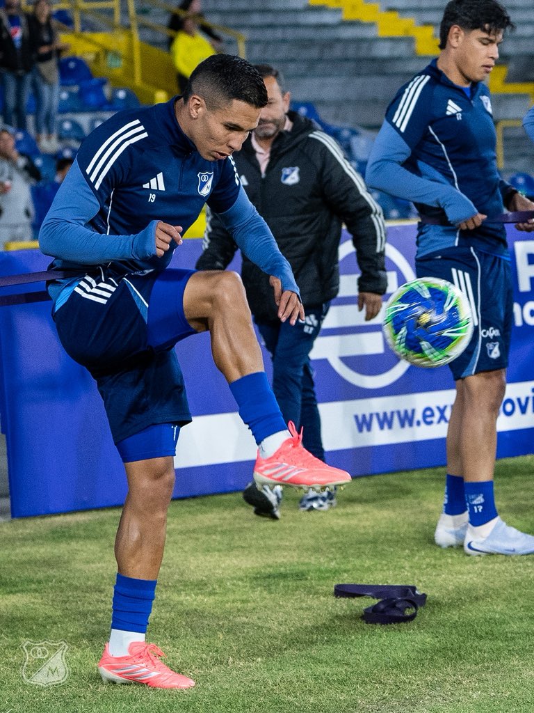 MillosFCoficial's tweet photo. ¡DALE EMBAJADOOOOOOOOOOOOR! 🔥⚽️Ⓜ️ https://t.co/nYJdrKjR8j