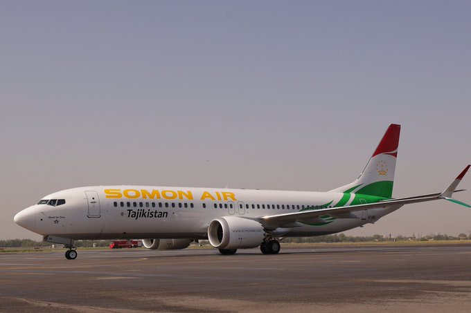 AvSourceNews's tweet photo. Tajikistan national carrier Somon Air accepted its first Boeing 737-8 on August 3, becoming the first 737 MAX to operate in the country.

https://t.co/bkr95Q1rT4

#SomonAir #Boeing #737MAX #aviation #avgeek #aviationdaily #Aviationnews https://t.co/oeMffsJGeL