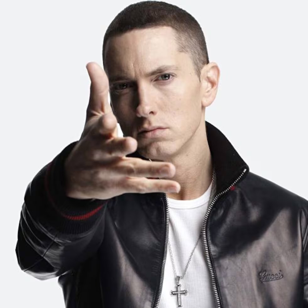 TTendenciaX's tweet photo. "Eminem":
Por durante una entrevista le consultaron si tenía un jugador de fútbol favorito. "Solo conozco a un futbolista, es Campeón del Mundo y es el Mejor de Todos los Tiempos, Leo Messi.". https://t.co/fom1xfUhp5