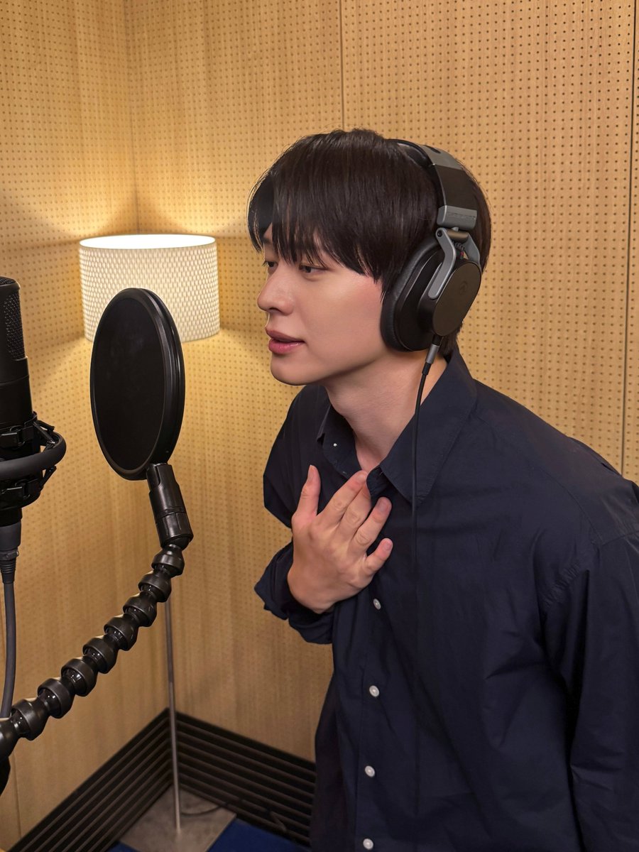 YookSJ_official's tweet photo. [📸] #YOOKs_moment

202'6' ver. 만찬가🩵
오칠이의 더위는 성재가 책임진다 ｡ﾟ(¯ㅿ¯υ)ﾟ｡
 
#육성재 #YOOKSUNGJAE
#만찬가 #晩餐歌 https://t.co/zVKwDcsnkG