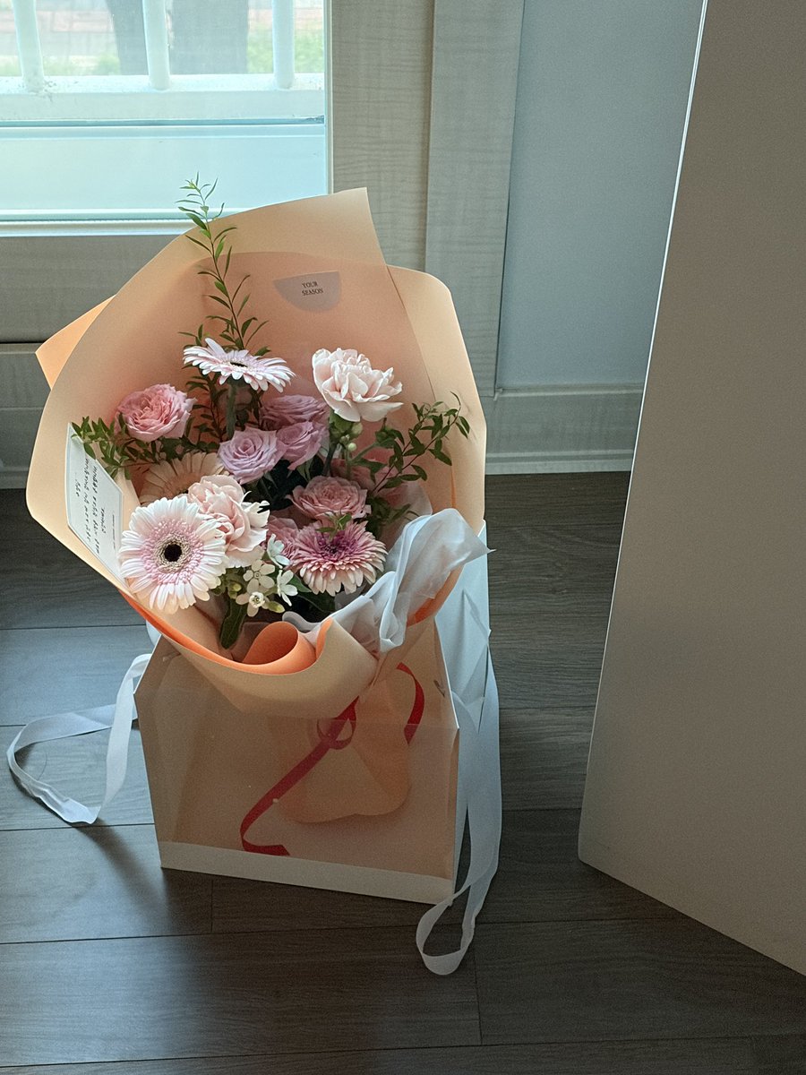 yurwave's tweet photo. 최근 나의 여름 https://t.co/dUbXVQCE45