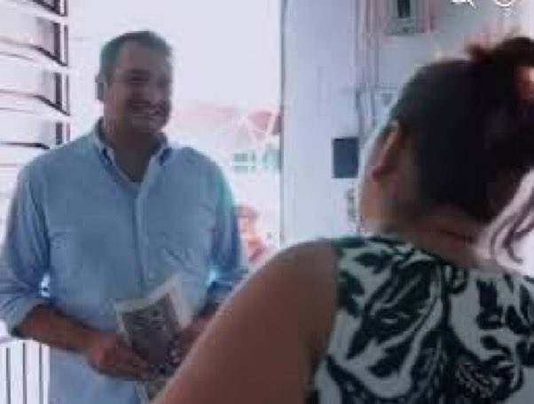 Lizgottik's tweet photo. Oña vengo a peñirle que me apoñe para seguirle robañdo,

Soy Añdy para el pueblo nariz de chile relleno 🤣🤭 https://t.co/bzonH8fTgk