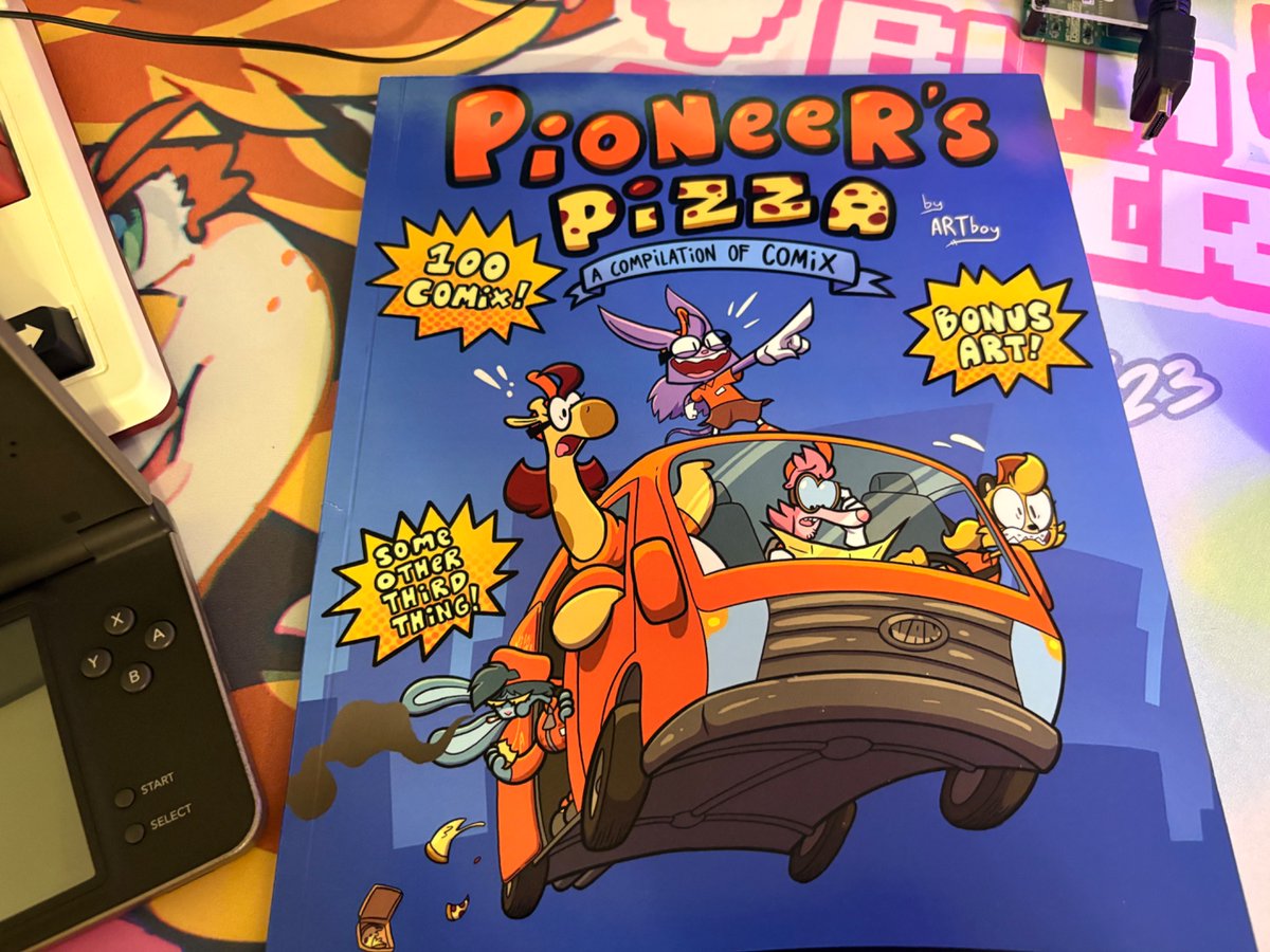 KDD_Draws's tweet photo. Friend got me an awesome comic from @anotherartboy 

Please check em out they are so fun! https://t.co/WWJQRQgNFI