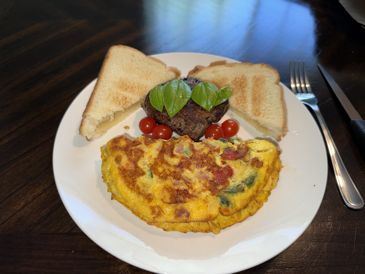 jenion's tweet photo. steak and egg brunch today https://t.co/pSNPBCyCki