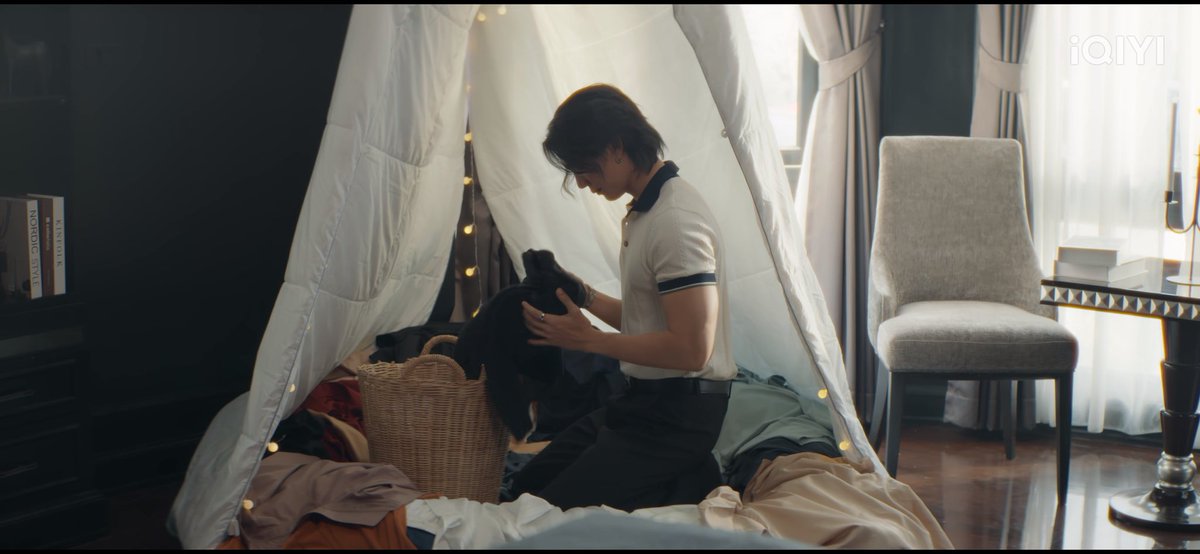 LoverThaiBL's tweet photo. Nakhun: ¿Sabe hacer nidos?

*procede a hacerle el nido por el porque sabe que Phatsa es nuevito y puede que no sepa*

Meu: Se derrite

DEEPER KNOT EP6

#KNOTseriesEP6 https://t.co/6sEbPURPa7