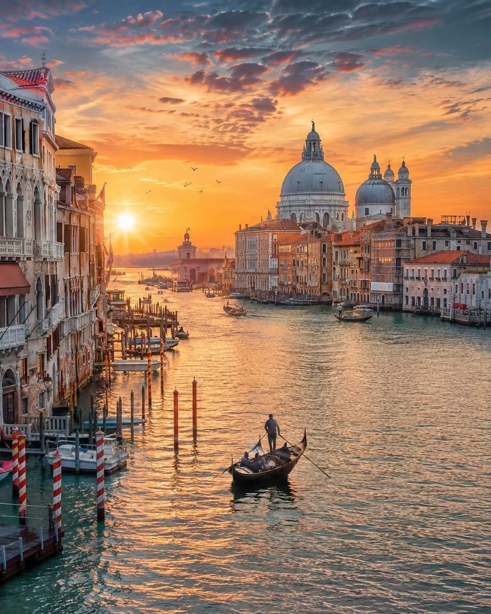 PrettyCitiesX's tweet photo. Venice, Italy 🇮🇹 https://t.co/w0dtZkKNWW