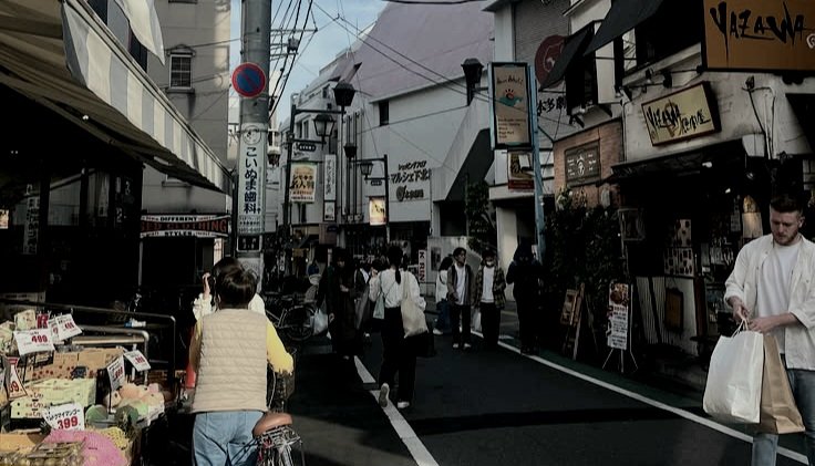 GraciousHer's tweet photo. Taking the first 10,000 steps early so I could spent the rest 5,000 normally. Tokyo has been so homey these days. Felt like everywhere as long as the sun within is. Ohayō. ☀️ https://t.co/HDWz8Qfkc6