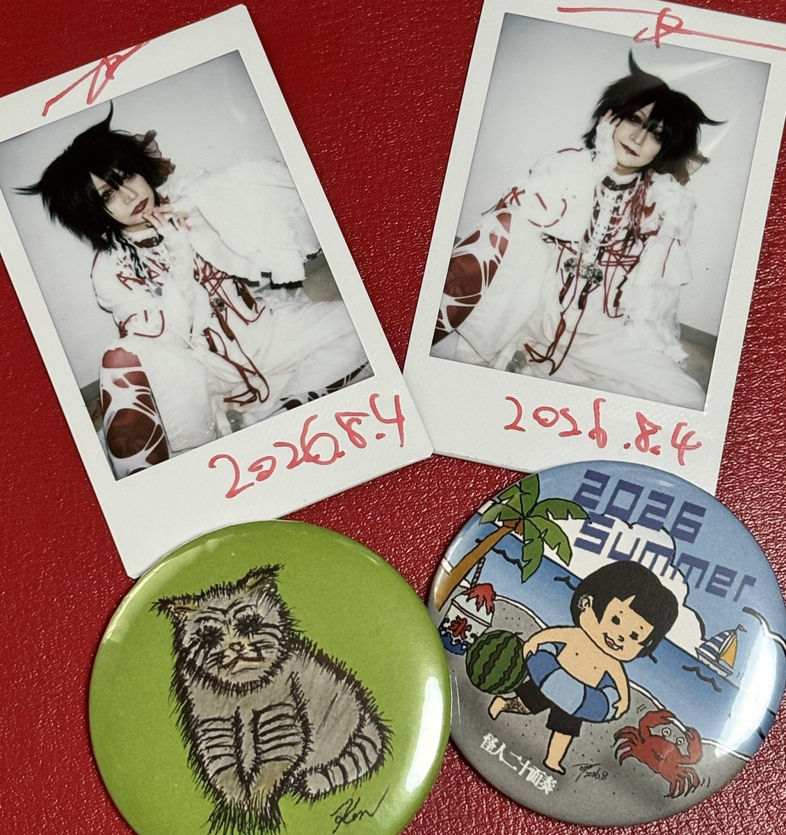 kittymeg911's tweet photo. 今月は缶バッチ欲しいやつ出た🌻
（ひとつはお友達に譲って貰った🥰）
2026  Summer 楽しいことたくさんあるといいな🏖☀️ https://t.co/H7lCmTPftI
