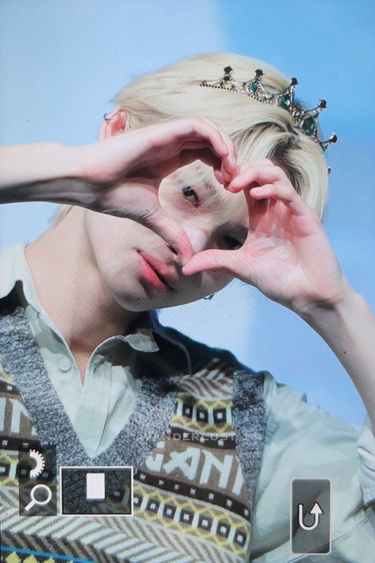 nikiimup's tweet photo. riki i always love you.... please be happy🩶 https://t.co/hkHT29fUyd