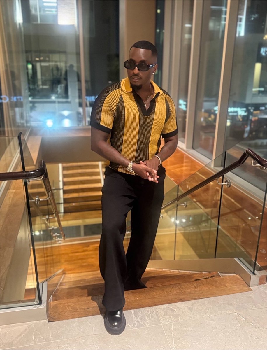 Mosesthemogul's tweet photo. More Life🥂🎂🎈 https://t.co/4UWODi8nlc