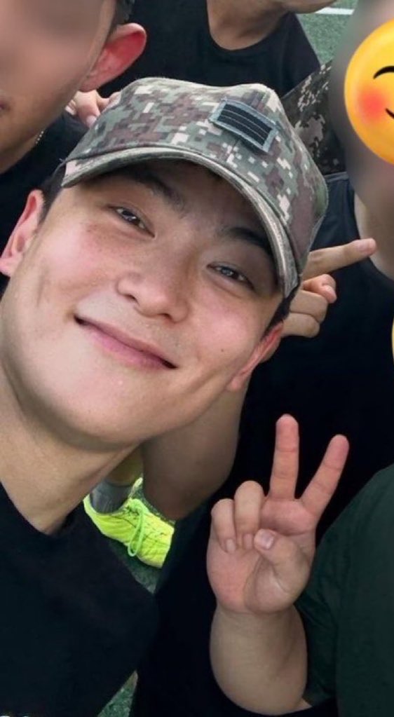moralhaejaed's tweet photo. 어? 나 이 구도 어디서 봤는데 했다가
터짐 https://t.co/X2GPJ6Fws8