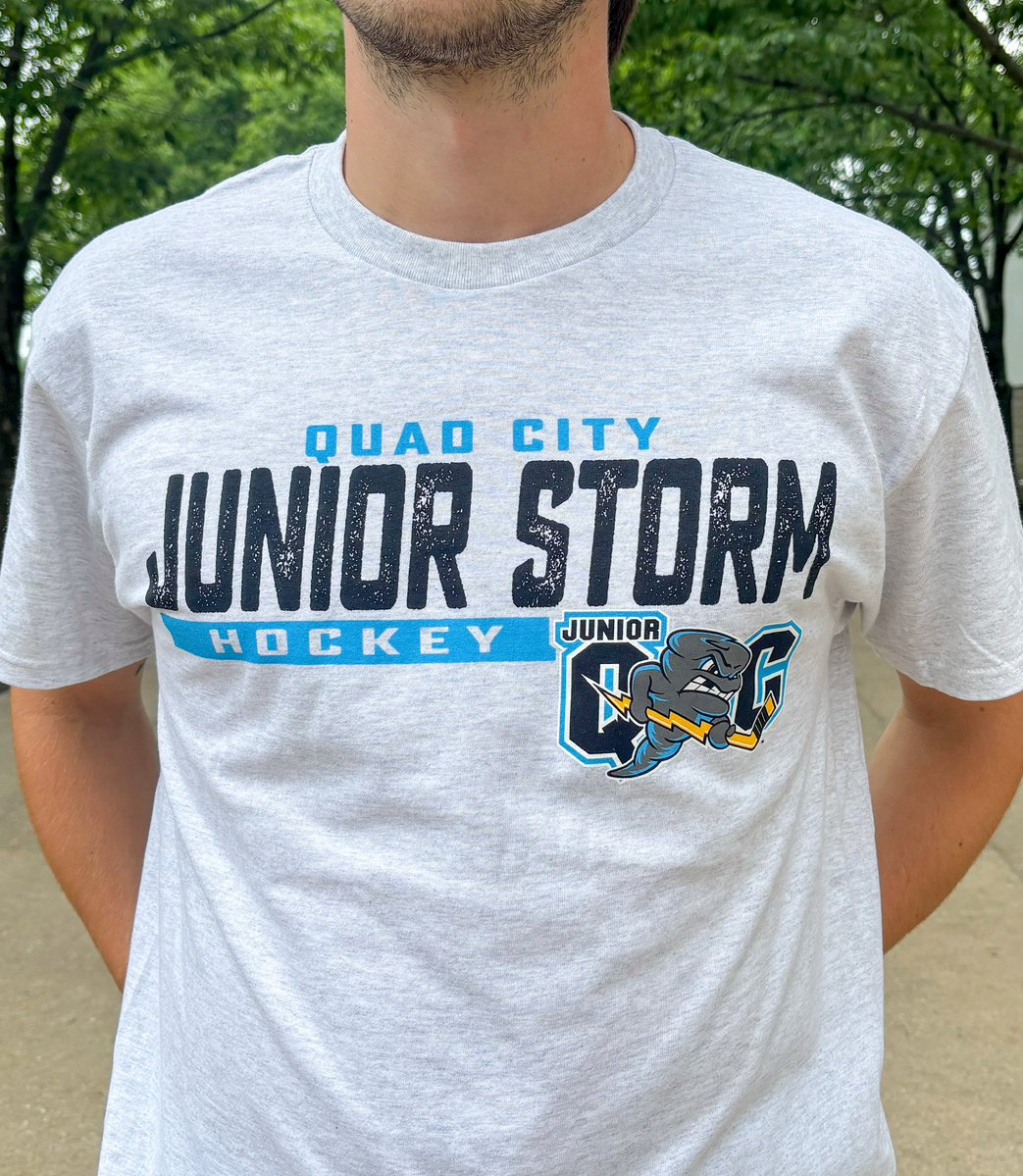 QuadCityStorm's tweet photo. 🗣JUNIOR STORM SWAG HAS ARRIVED

You can get your Junior Storm merchandise at The River's Edge this Saturday from 12PM-4PM or place your preorder now and pick up your Junior Storm merchandise in store this weekend👀👇

🛍️ https://t.co/ijSlj4DvZ6

#TakeCover https://t.co/elWfSbZJaU