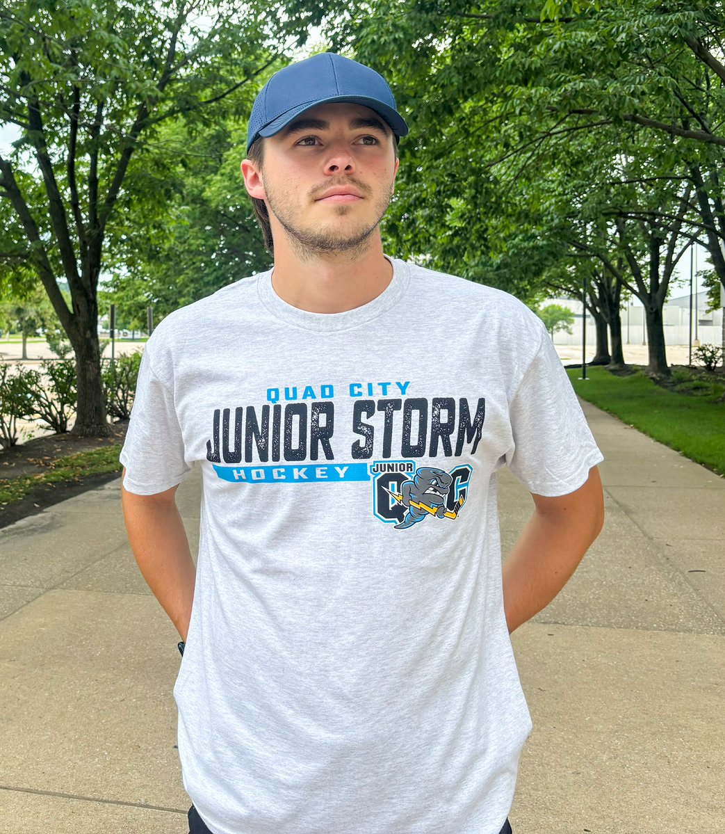 QuadCityStorm's tweet photo. 🗣JUNIOR STORM SWAG HAS ARRIVED

You can get your Junior Storm merchandise at The River's Edge this Saturday from 12PM-4PM or place your preorder now and pick up your Junior Storm merchandise in store this weekend👀👇

🛍️ https://t.co/ijSlj4DvZ6

#TakeCover https://t.co/elWfSbZJaU