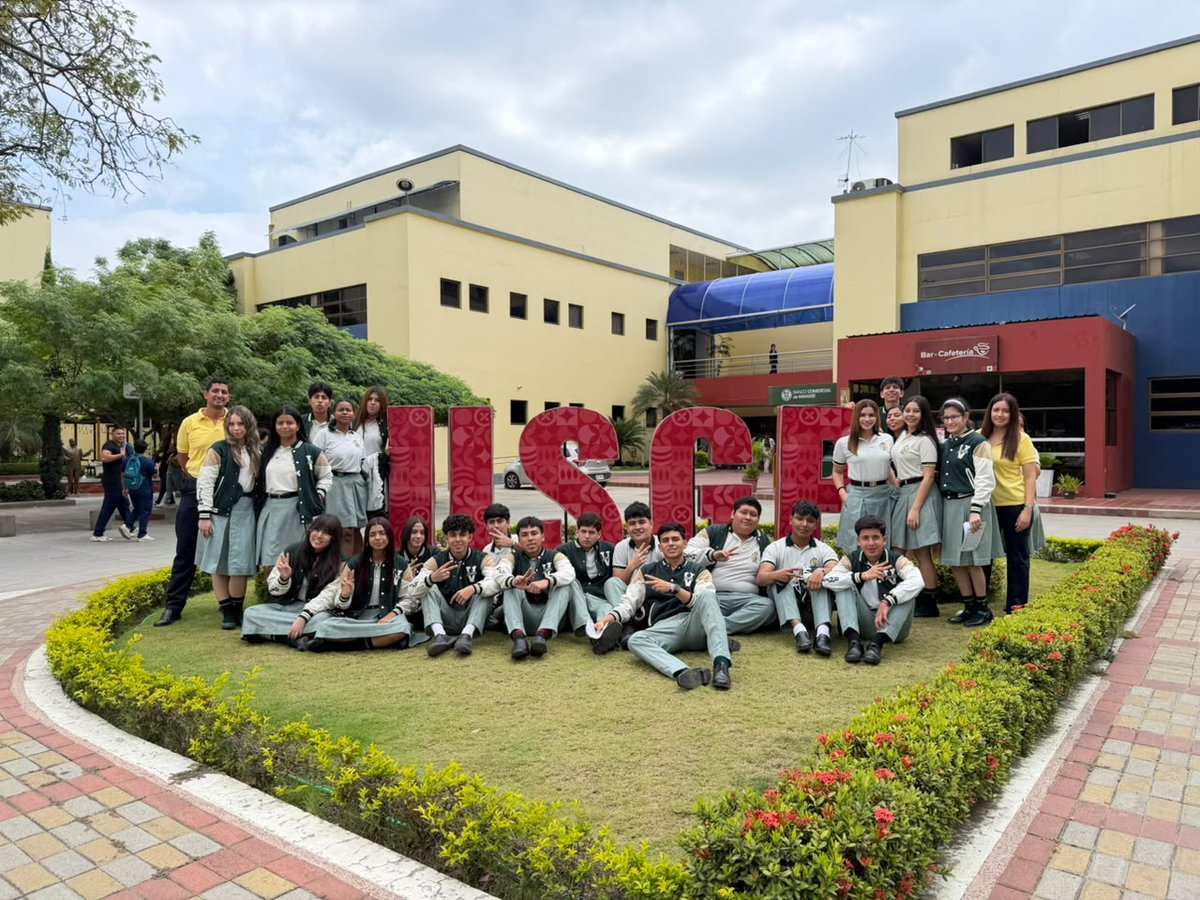USGPOFICIAL's tweet photo. Recibimos con entusiasmo la visita de los estudiantes de la Unidad Educativa Antonio Menéndez del Barco, quienes vivieron de cerca la experiencia universitaria ✨.

Durante el recorrido, visitaron nuestros espacios académicos, laboratorios 🧪, gimnasio 💪🏻 y demás instalaciones, donde descubrieron los ambientes que forman parte de la comunidad gregoriana.

Agradecemos su visita y esperamos que esta experiencia los motive a construir su futuro profesional junto a nosotros ❤️.
