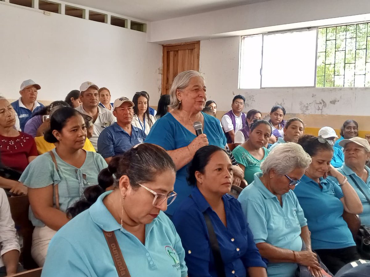 ManabiInclusiva's tweet photo. 📍#Manabí | En San Vicente, con el lema "Manos que acompañan, honor y reconocimiento al cuidado" 🤝💜, rendimos homenaje a más de 150 personas cuidadoras del Distrito Jama-Pedernales.

Su compromiso fortalece la inclusión y dignifica la vida de cientos de familias. 👏🇪🇨 https://t.co/gJVTierteC