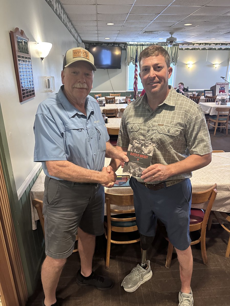 LukeMurphyFL's tweet photo. Great day in Jackson County!
I enjoyed spending time with some great patriots at the West Florida Republican Club meeting and talking about the future of North Florida and our country.
We also stopped by Southern Craft Creamery. If you haven’t been yet, stop in and check them out! #FL02