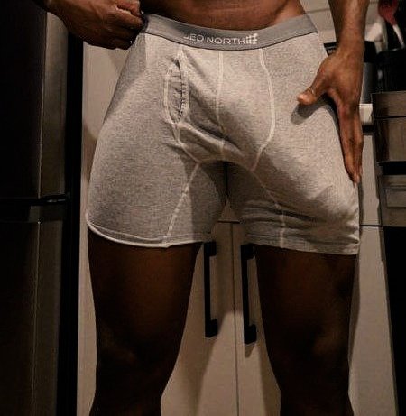 Rexexplosovme's tweet photo. Quando meu tioo sai pra trabalhar a casa vira de ponta cabeça pq euu não deixo minha tiaa em paz 

Quem mandou ter bunda gorda né 😮‍💨 https://t.co/4QRQH5AZuz