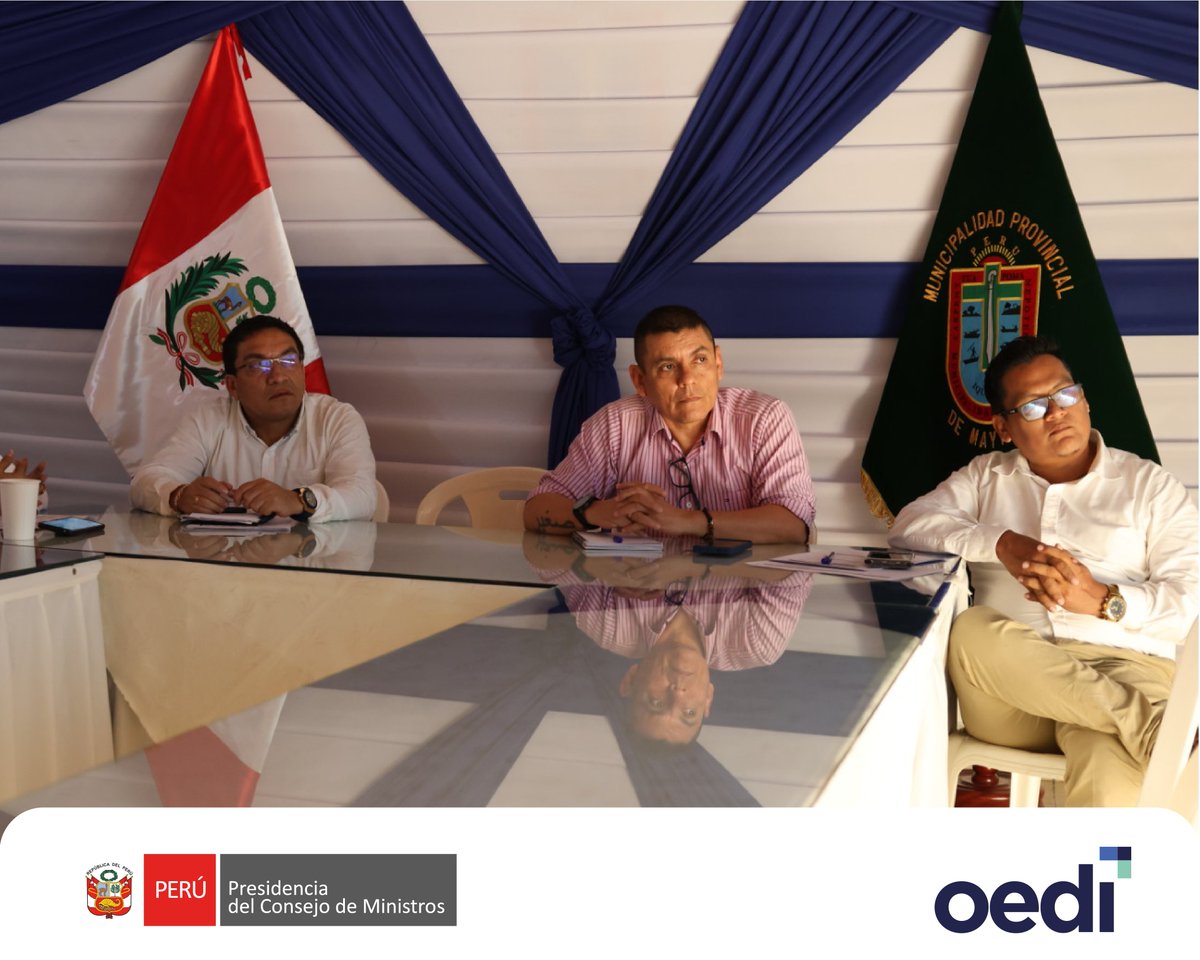 oediperu's tweet photo. 📍 El OEDI sostiene una reunión de trabajo con las autoridades de la Municipalidad Provincial de Maynas, donde presenta los beneficios de sus servicios para fortalecer la inversión pública. (1/2) https://t.co/q6V9LA408U