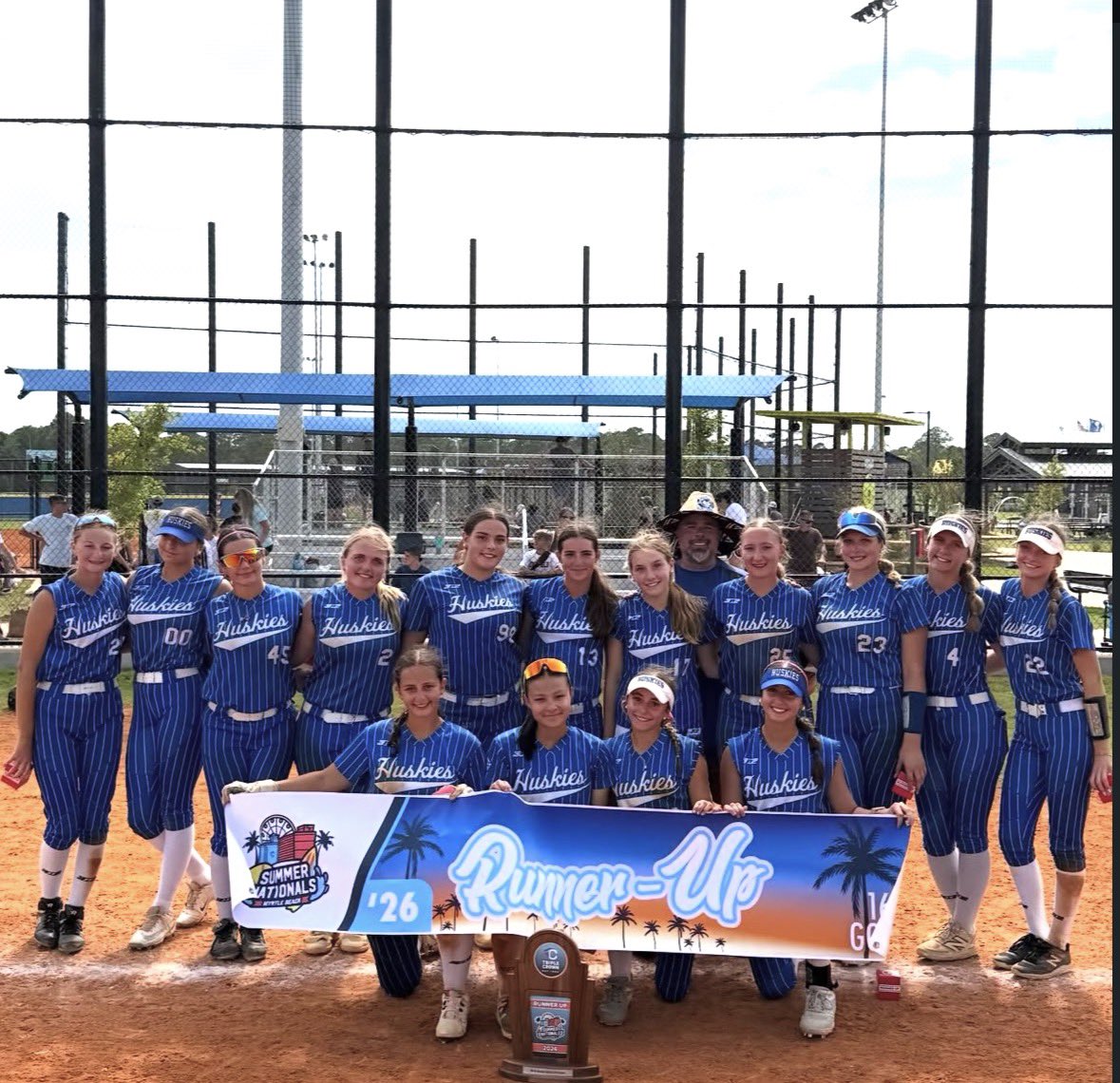 caitlinmcgratty's tweet photo. Had a great summer with @esh16UHarris, finishing 39-6-3!
Summer Stats:
🥎 1.721 ERA
🥎 1.057 WHIP
🥎 .203 Opponent Batting Average
🥎 .524 Batting Average
Here’s my 90-second highlight video from the season. Thank you to my coaches, teammates, and everyone who supported me. Excited for what’s next!
@Johnknopf10 
@EStateHuskies 
@CoachPenny_OLY 
@CoachJoeHuskies