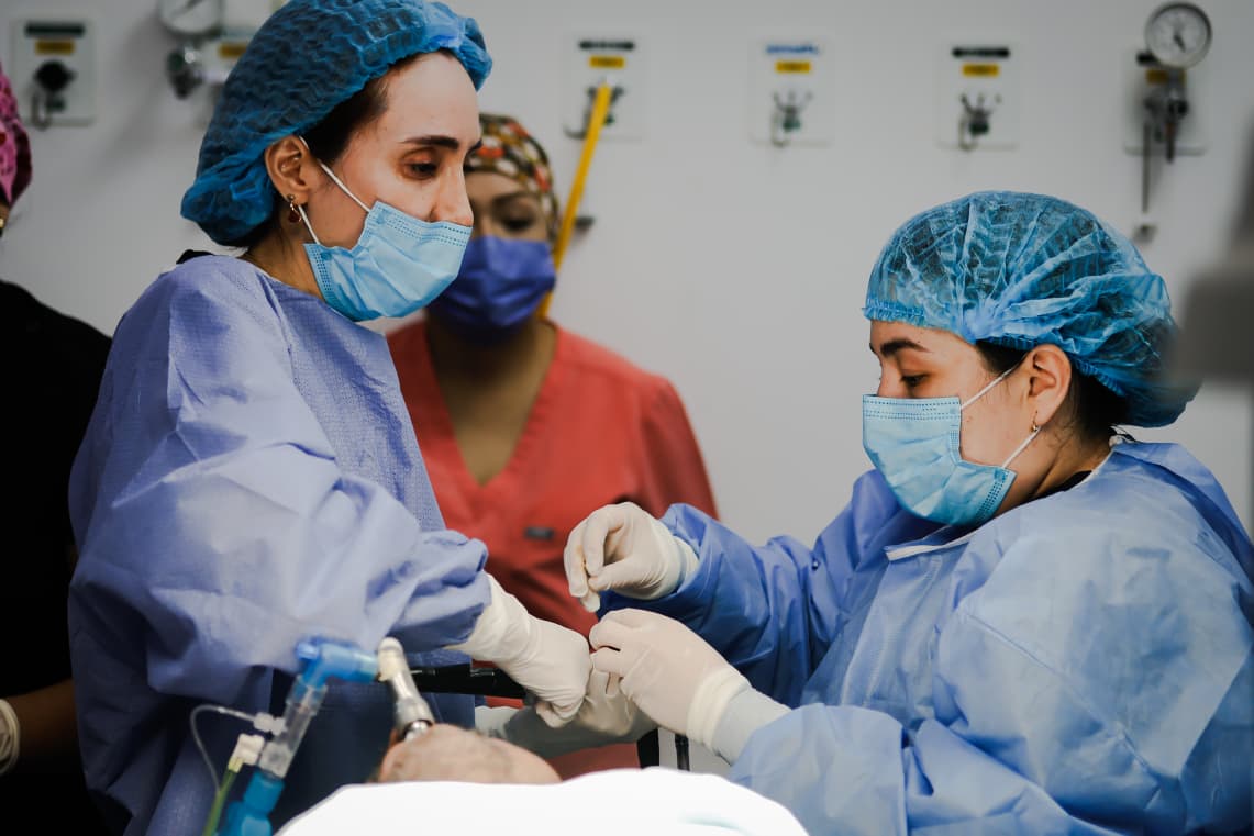 IsssteAgs's tweet photo. 📰 #COMUNICADO
Realiza ISSSTE jornada de neumología intervencionista en Morelos para combatir cáncer pulmonar y otras enfermedades respiratorias.
🔗https://t.co/eso0ocsq40 https://t.co/1M1BN2JIls