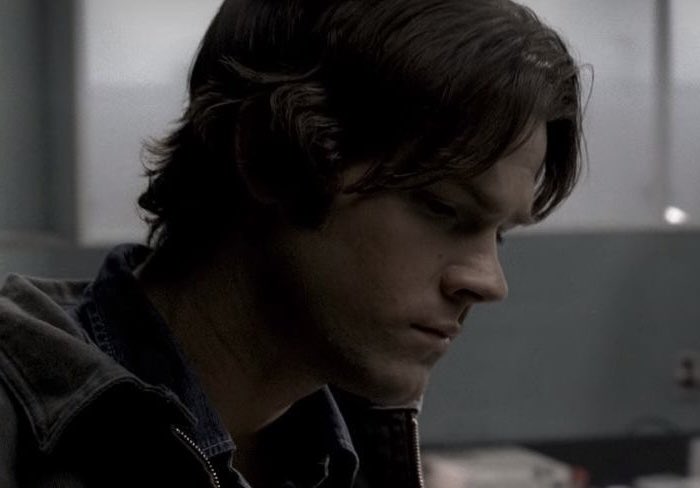 j2porn's tweet photo. me when the sam winchester side profile https://t.co/PmCR7NDj6E