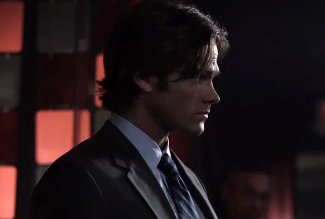 j2porn's tweet photo. me when the sam winchester side profile https://t.co/PmCR7NDj6E
