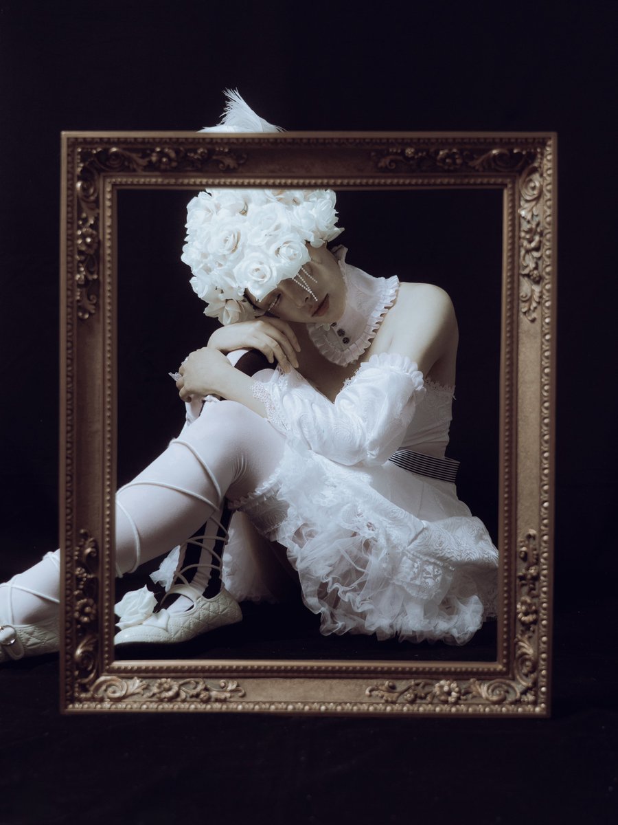 __1ll0N's tweet photo. COSPLAY「BLACK BUTLER」 https://t.co/00pXJ6hGuo